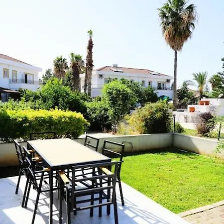 Villa Tropical Cyprus With Swimming Pool