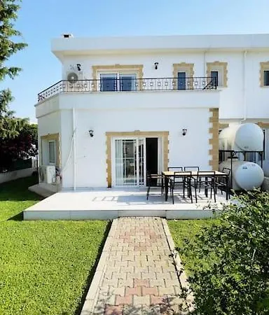 Villa Tropical Cyprus With Swimming Pool