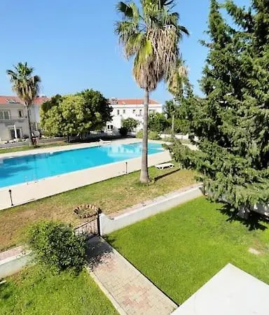 Tropical Cyprus With Swimming Pool * Kyrenia (Northern Cyprus)