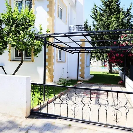 Tropical Cyprus With Swimming Pool Villa Kyrenia (Northern Cyprus)